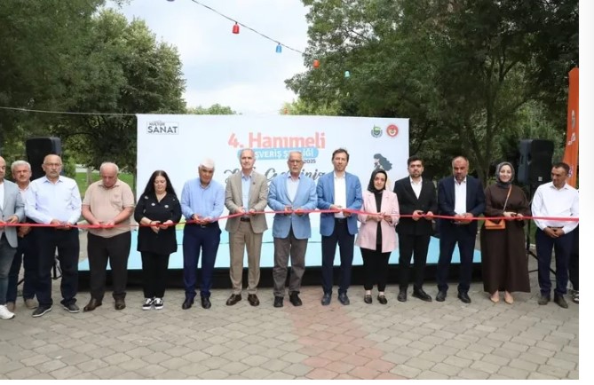 İnegöl’de 4. Hanımeli Alışveriş Şenliği yoğun ilgiyle başladı