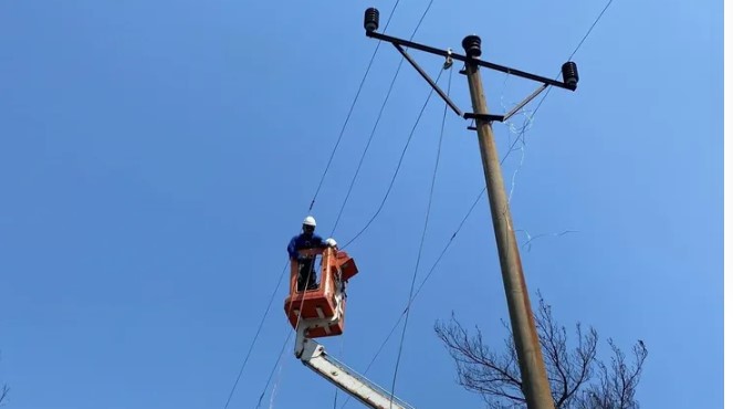 UEDAŞ, yangın riskine karşı enerji altyapısını koruyor
