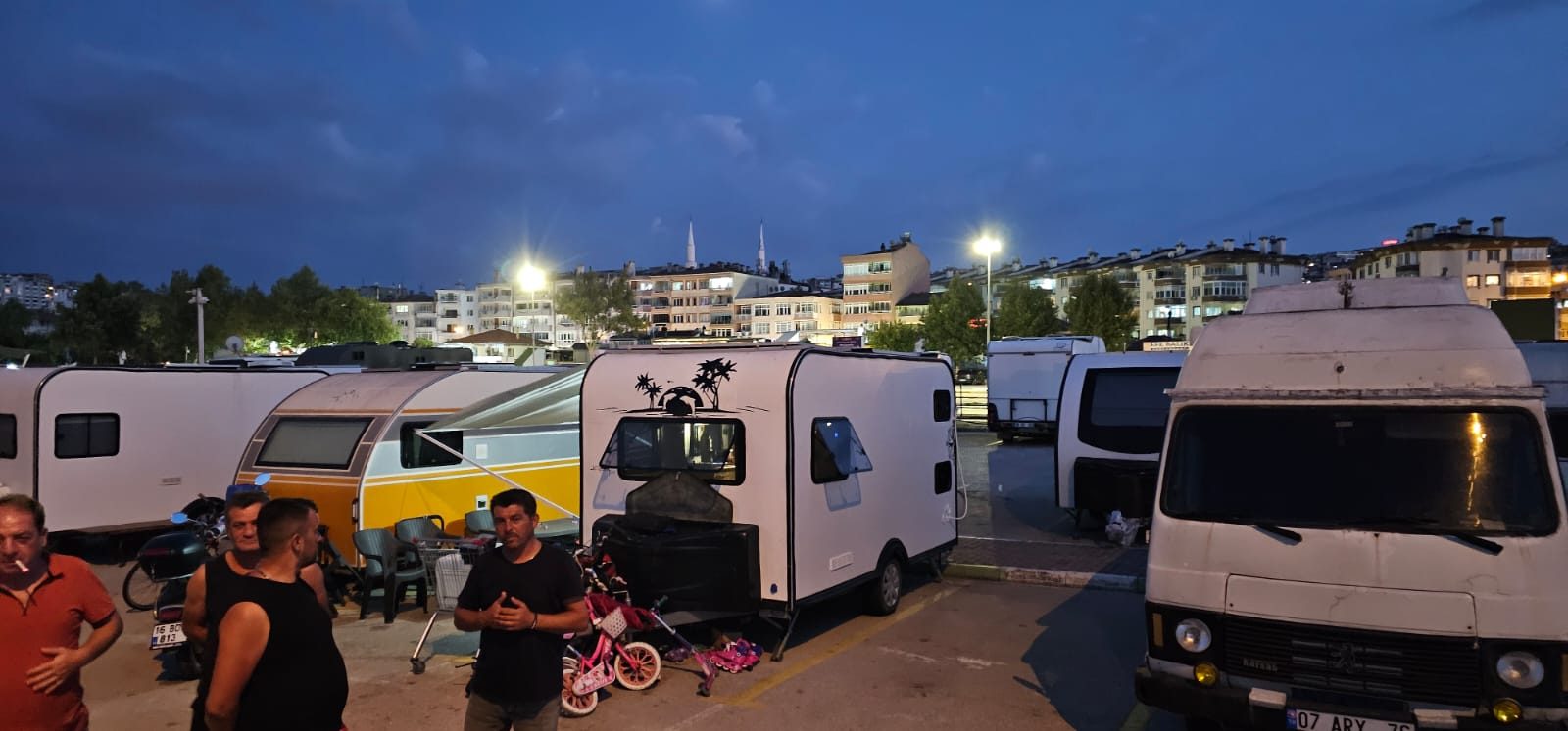 Bursa’da karavancılar yüzde 400 zamma isyan etti!