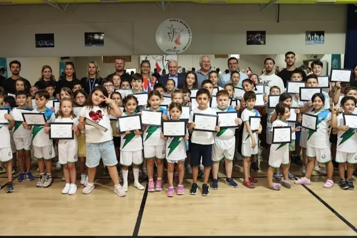 Nilüfer’de “Tam Gün Spor Etkinlikleri” renkli gösterilerle sona erdi
