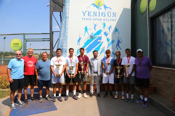 Nilüfer’de tenis heyecanı sona erdi