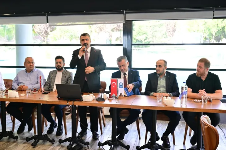 Başkan Yılmaz, eski meclis üyeleriyle bir araya geldi
