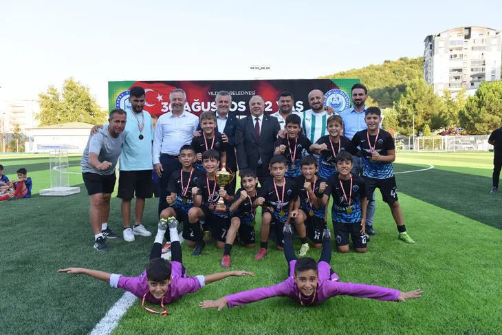 Yıldırım’da ‘Zafer’ Gururu Sahaya Yansıdı