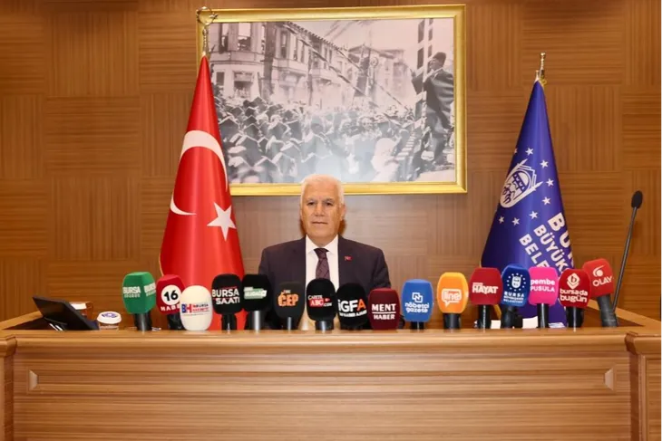Başkan Bozbey: “Bursa’nın kurtuluşu kutlu olsun”