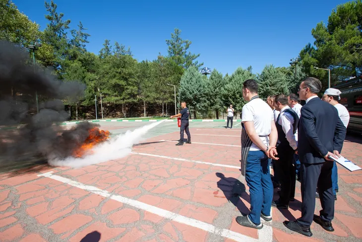 BURFAŞ tesislerinde gerçeğini aratmayan yangın tatbikatı