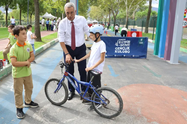 Bursa’da bisikletli gelecek için ilk pedallar atıldı