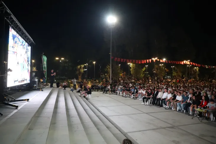 İnegöl’de ’12 Dev Adam’a final coşkusu