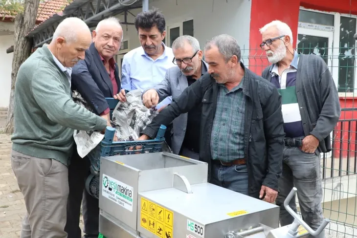İnegöl’den üreticiye büyük destek: Sıkma makinesi hizmete sunuldu