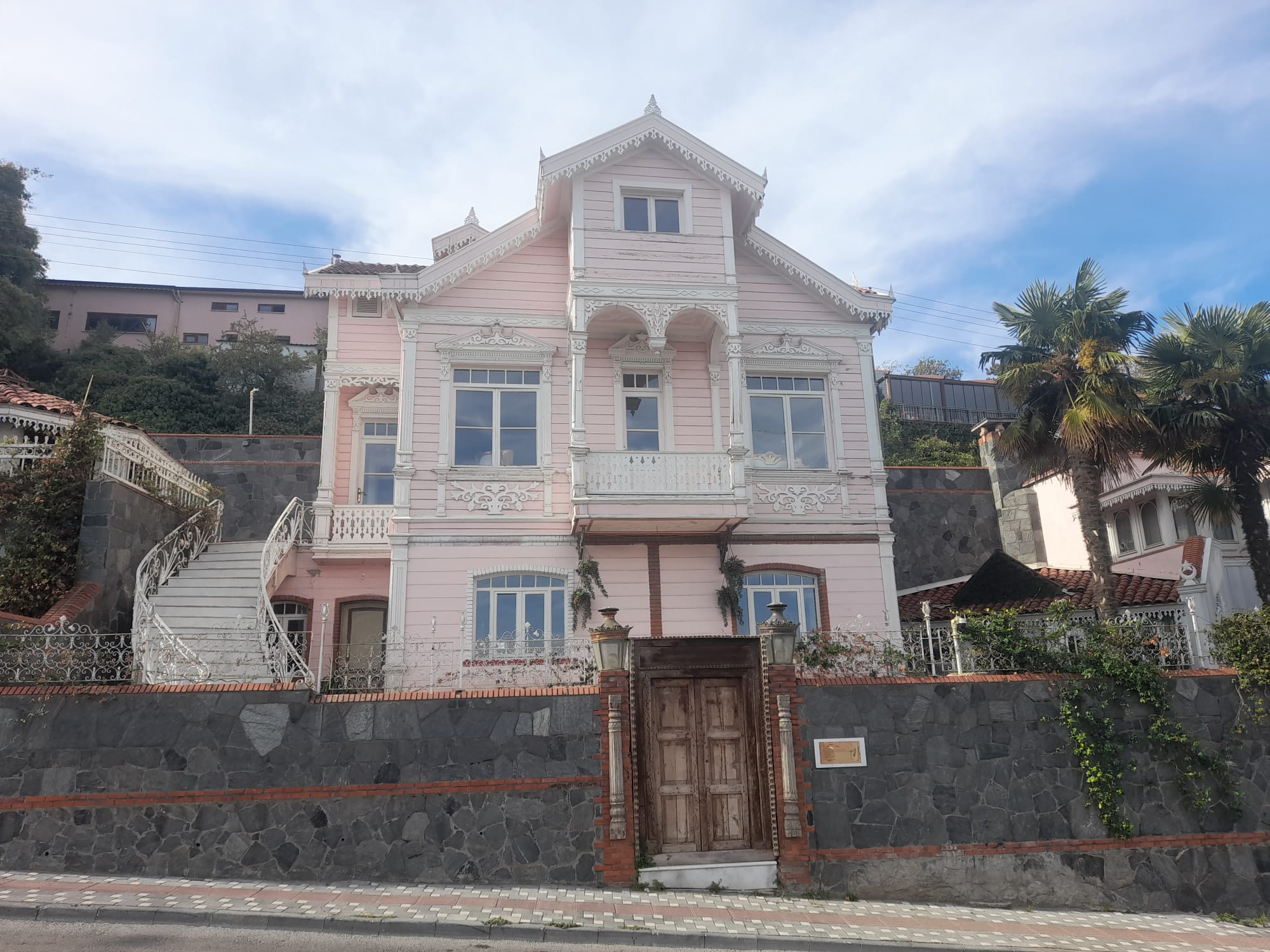 Bursa’da yapım tarihi bilinmeyen tarihi köşk