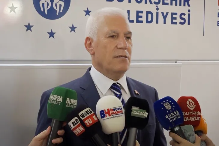 Bozbey’den yangın açıklaması: Yangınlar tesadüfen çıkmaz