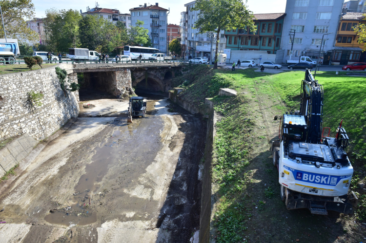 Büyükşehir’den Gökdere’de kış öncesi temizlik ve taşkın önlemi