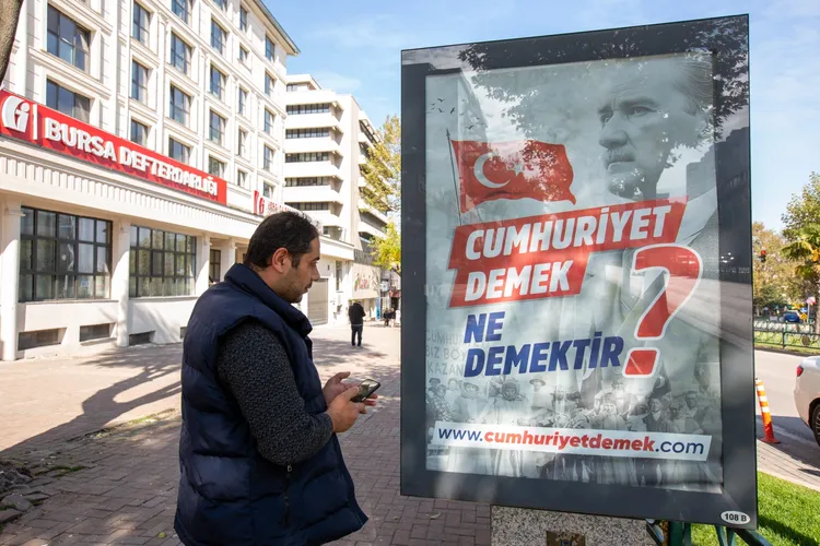 Bozbey’den dijital katılım çağrısı: Cumhuriyet’i kendi cümlenle anlat