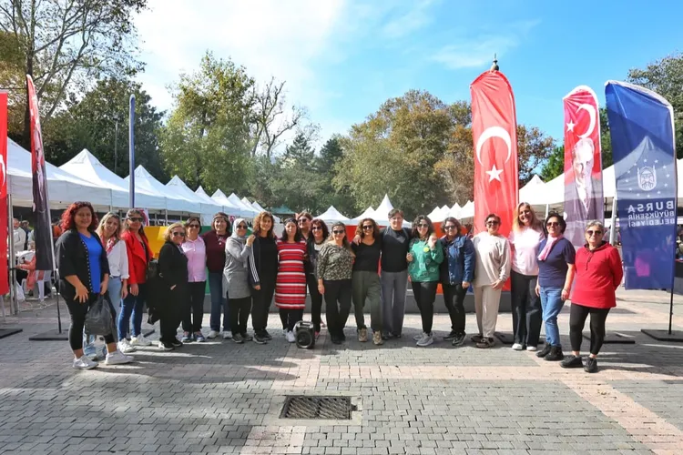 ‘Meydan Kadınların’ dayanışma pazarı Heykelde