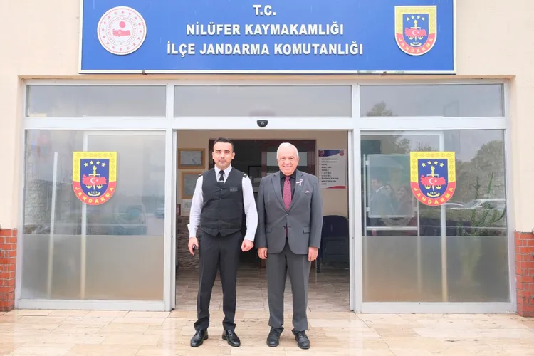 Özdemir’den Nilüfer İlçe Jandarma Komutanı Önderışık’a ziyaret
