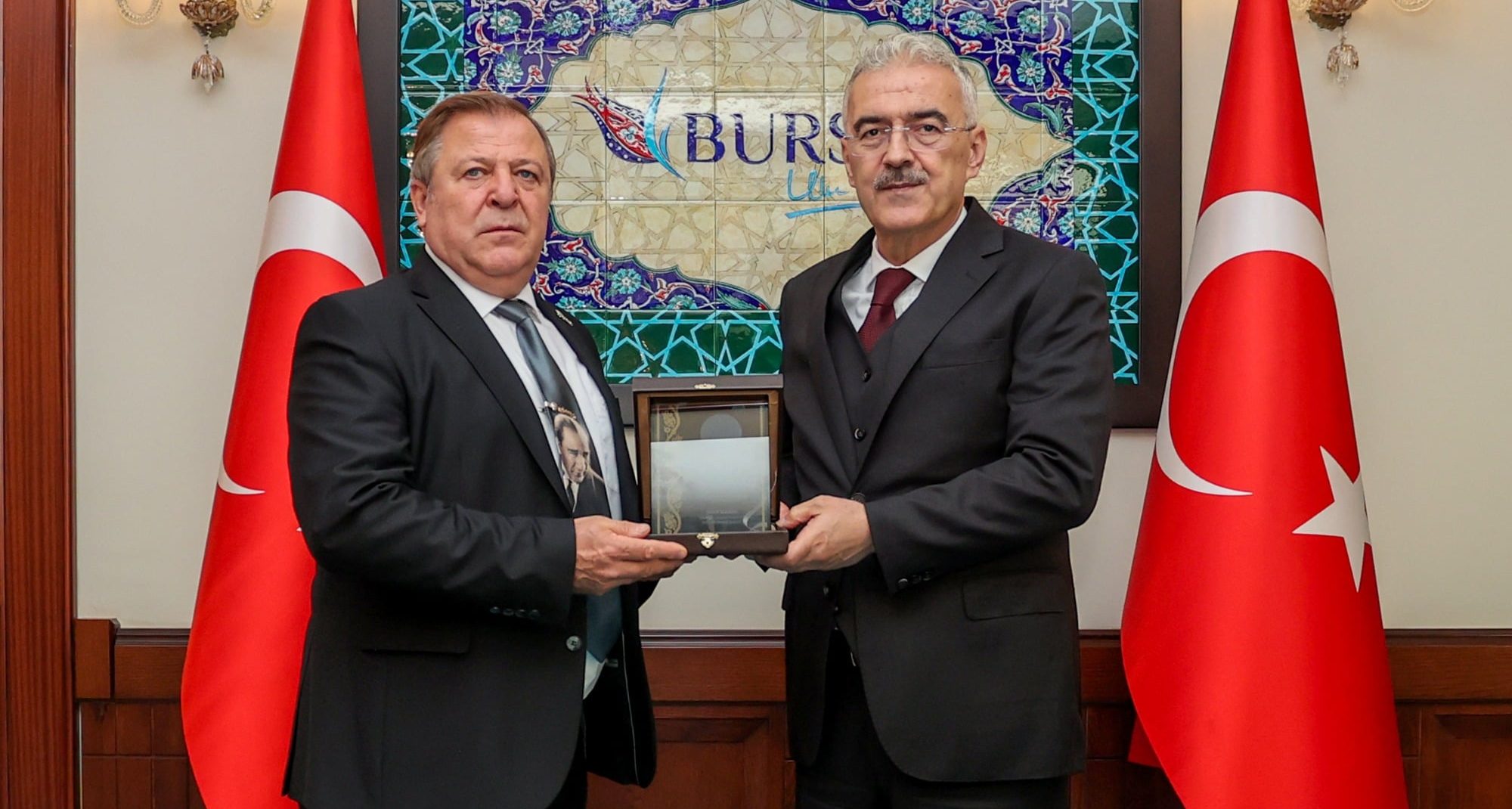 Bursa Valisi Ayyıldız’a TÜED Uludağ Şubesinden Ziyaret