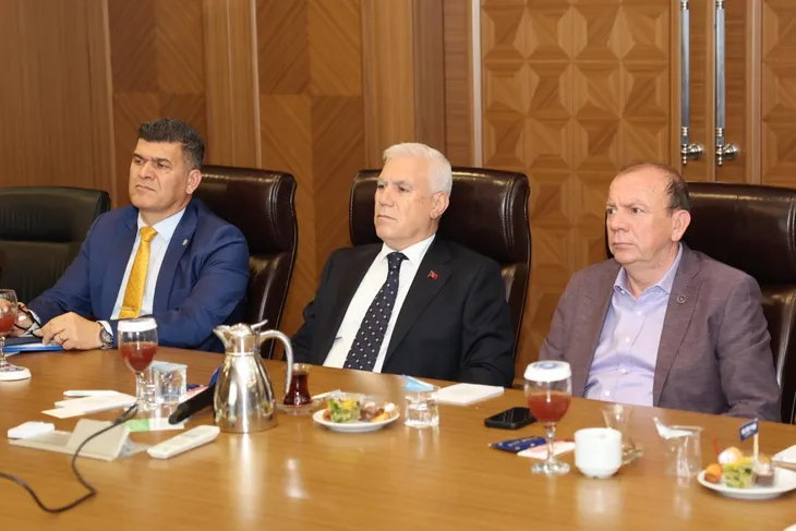 Başkan Bozbey: Su tüketen sanayi tartışılmalı