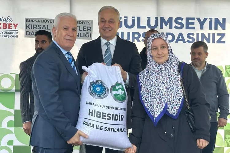 Bursa Büyükşehir’den çiftçilere 47 ton buğday tohumu desteği