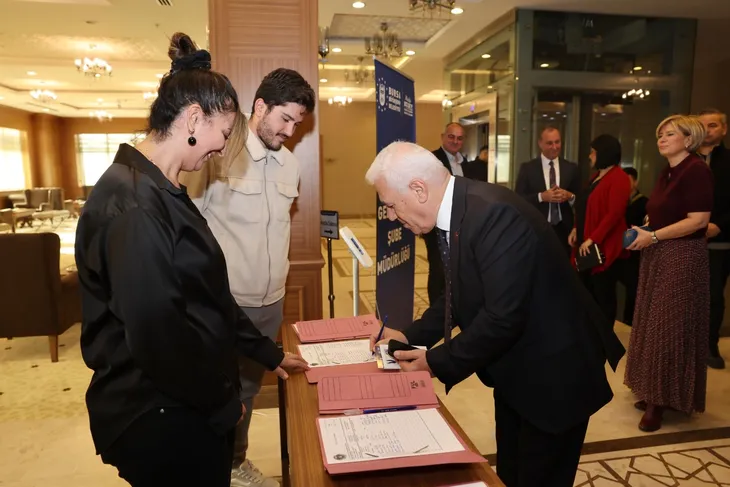 Büyükşehir, bağımlılıkla mücadelede öncü rol oynuyor