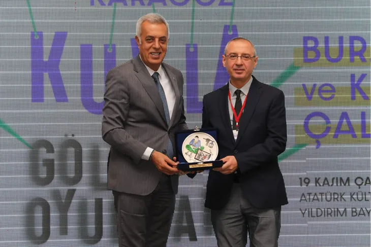 Karagöz’ün mirası Bursa’da yaşatılıyor