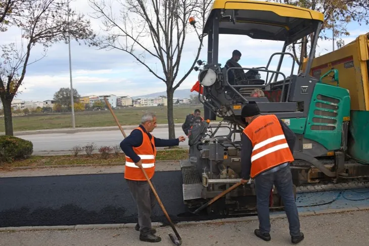 Osmangazi’de park içi yollar yenilendi
