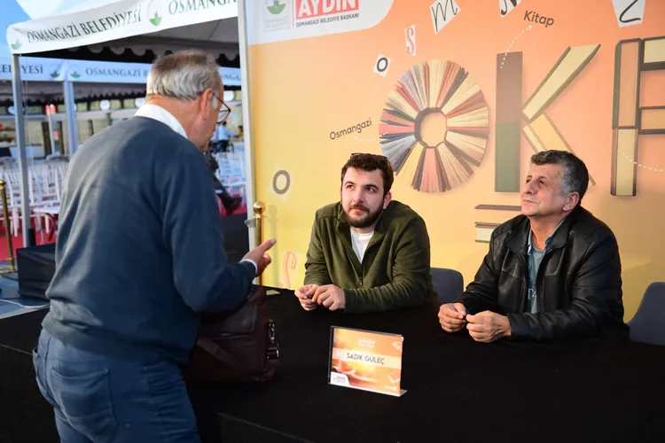 Osmangazi Kitap Fuarı’na ilgi artarak devam ediyor