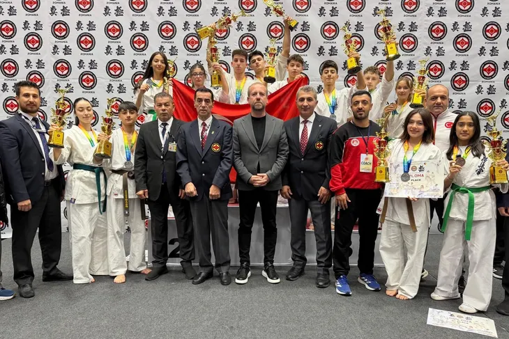 Avrupa’da Yıldırım rüzgarı