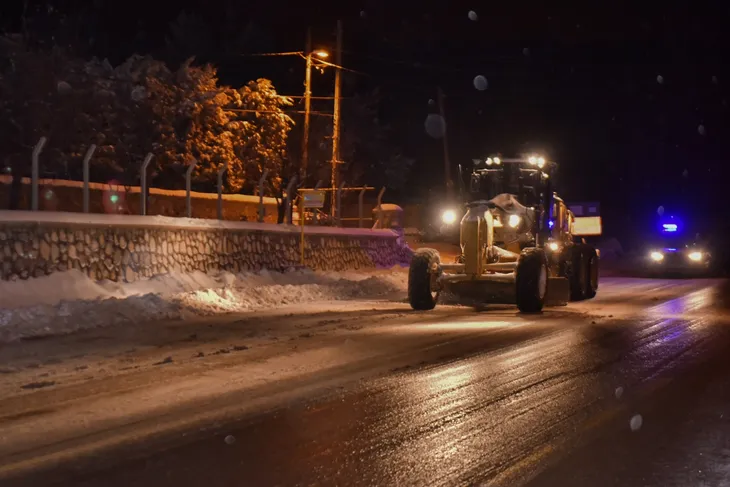 Büyükşehir sahada, ulaşım yolunda