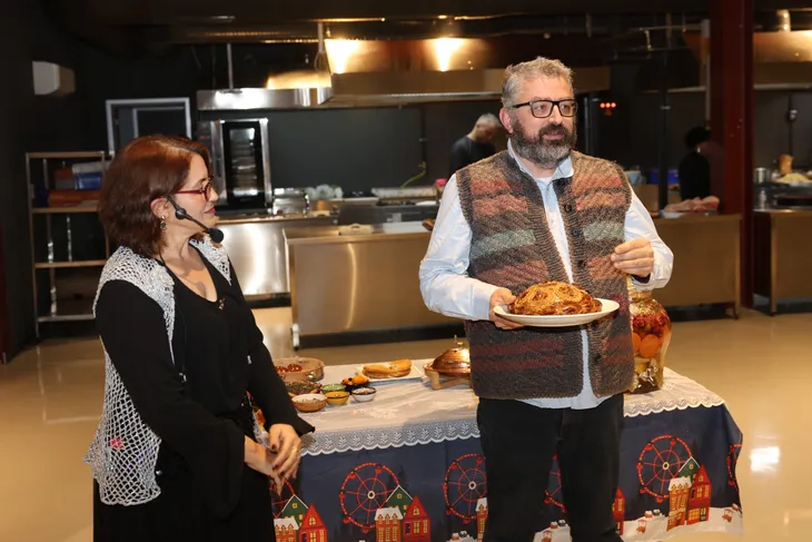 Nilüfer’de yeni yılın kokusu, lezzeti ve müziği konuşuldu