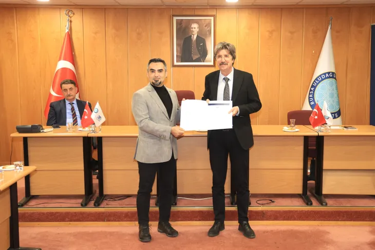 Rektör Yılmaz, başarılı akademisyenlerle buluştu