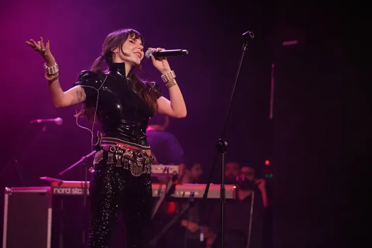 Bursa’da Gaye Su Akyol ile müzik dolu gece