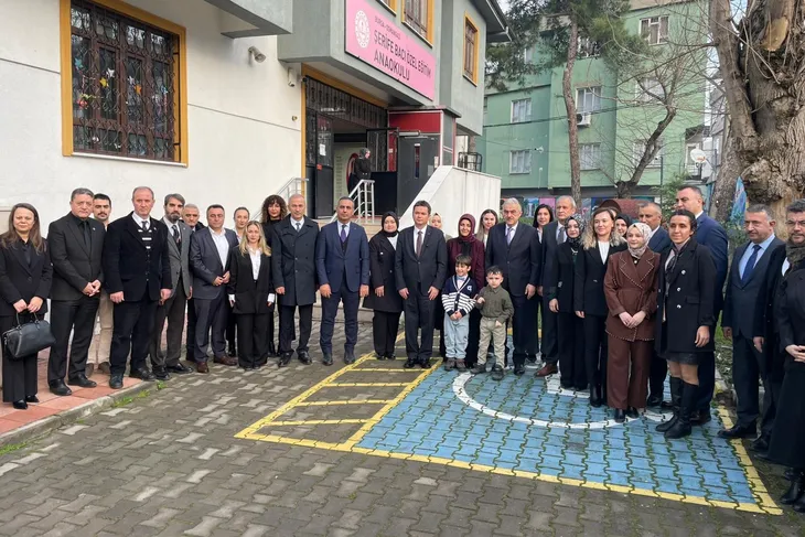 Bursa’da öğrencilerin karne heyecanı