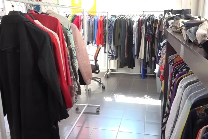 Nilüfer Belediyesi’nden ihtiyaç sahibi öğrencilere ikinci el desteği