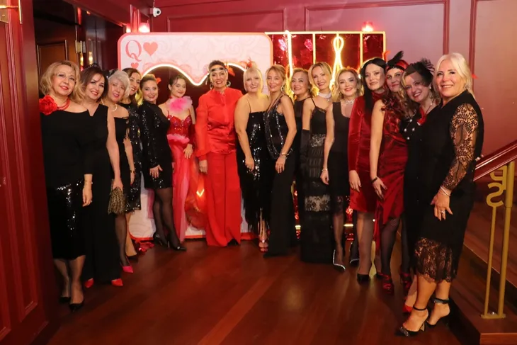 Sanart BUSADER’den ‘Moulin Rouge’ gecesi