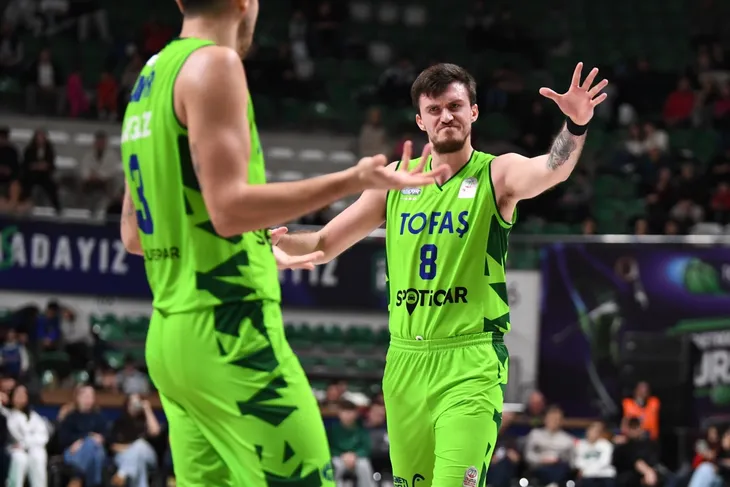 TOFAŞ yeni yılın ilk maçında Karşıyaka deplasmanında